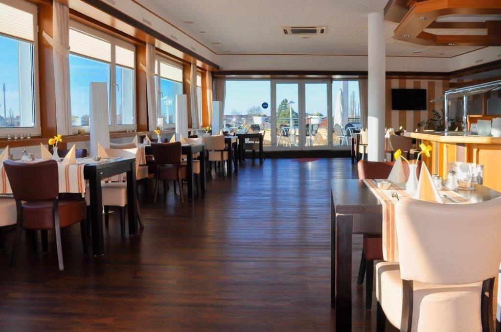Hotel Westfalia Halle  Ngoại thất bức ảnh
